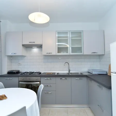 Apartamento Pietro 2228