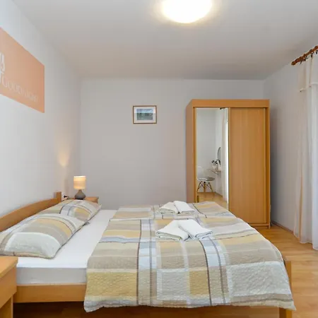 Pietro 2228 Appartamento Bale